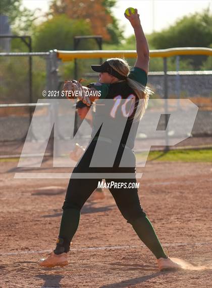 Thumbnail 2 in Campo Verde @ Williams Field photogallery.