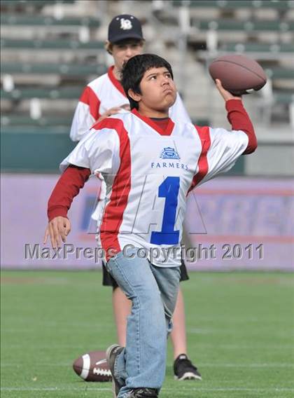 Thumbnail 1 in Campolindo vs. Washington Union (CIF State D3 Final) photogallery.