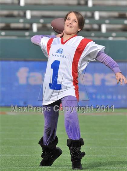Thumbnail 1 in Campolindo vs. Washington Union (CIF State D3 Final) photogallery.
