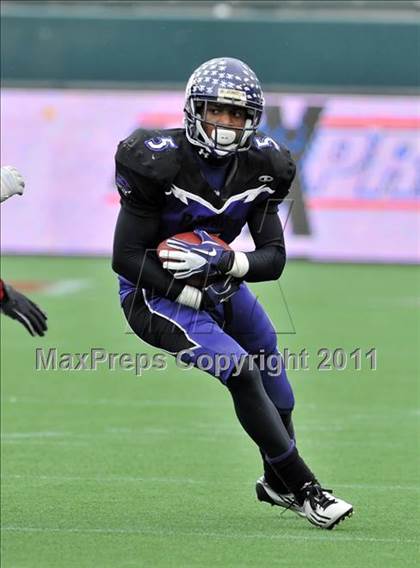 Thumbnail 2 in Campolindo vs. Washington Union (CIF State D3 Final) photogallery.