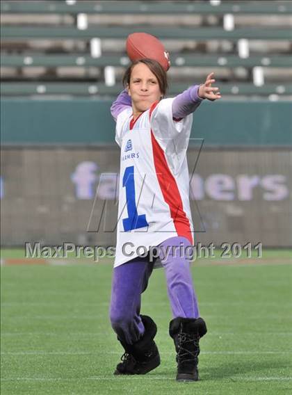 Thumbnail 2 in Campolindo vs. Washington Union (CIF State D3 Final) photogallery.
