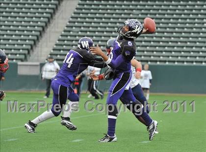 Thumbnail 2 in Campolindo vs. Washington Union (CIF State D3 Final) photogallery.