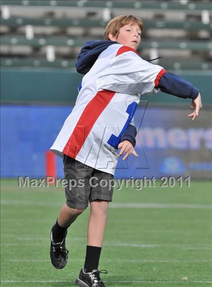 Thumbnail 2 in Campolindo vs. Washington Union (CIF State D3 Final) photogallery.