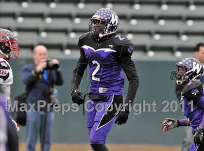 Thumbnail 2 in Campolindo vs. Washington Union (CIF State D3 Final) photogallery.