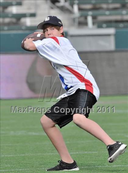 Thumbnail 1 in Campolindo vs. Washington Union (CIF State D3 Final) photogallery.
