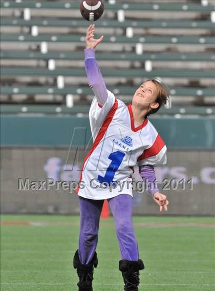 Thumbnail 2 in Campolindo vs. Washington Union (CIF State D3 Final) photogallery.