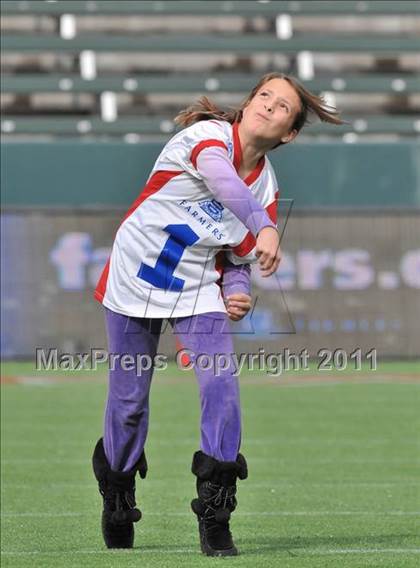 Thumbnail 2 in Campolindo vs. Washington Union (CIF State D3 Final) photogallery.