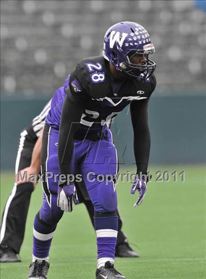 Thumbnail 3 in Campolindo vs. Washington Union (CIF State D3 Final) photogallery.