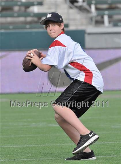 Thumbnail 3 in Campolindo vs. Washington Union (CIF State D3 Final) photogallery.