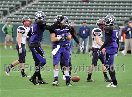 Thumbnail 3 in Campolindo vs. Washington Union (CIF State D3 Final) photogallery.