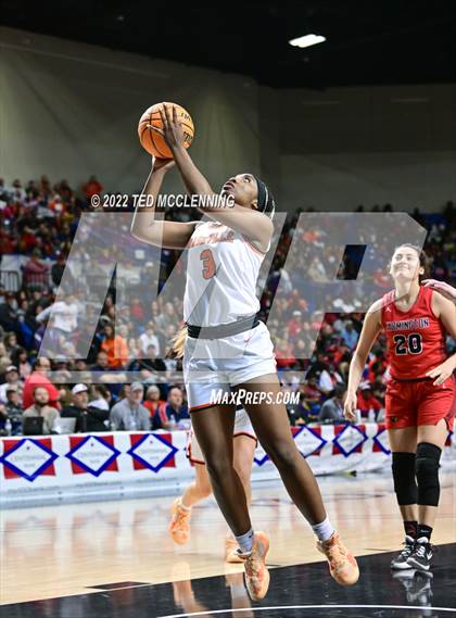 Thumbnail 2 in Nashville vs. Farmington (AAA 4A State Final) photogallery.