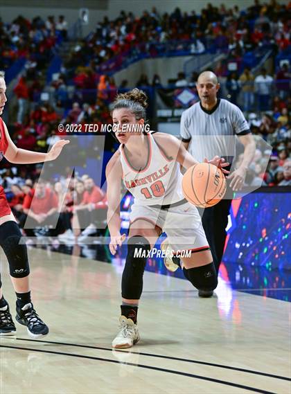 Thumbnail 1 in Nashville vs. Farmington (AAA 4A State Final) photogallery.