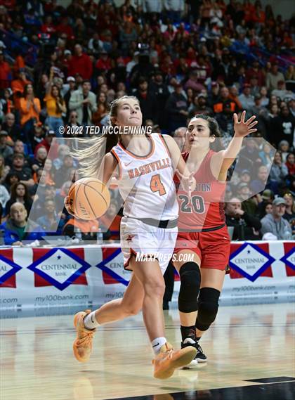 Thumbnail 1 in Nashville vs. Farmington (AAA 4A State Final) photogallery.