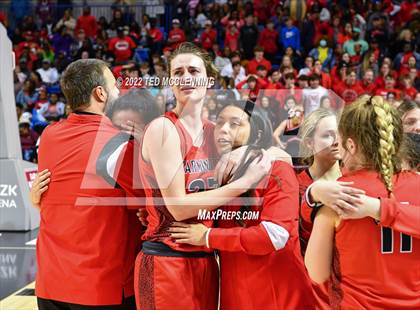 Thumbnail 3 in Nashville vs. Farmington (AAA 4A State Final) photogallery.