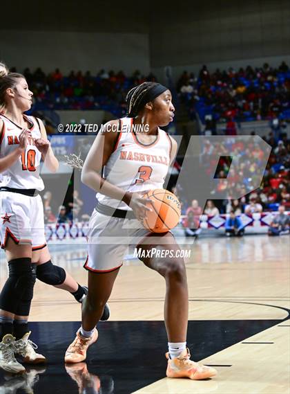 Thumbnail 2 in Nashville vs. Farmington (AAA 4A State Final) photogallery.