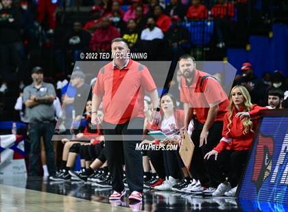 Thumbnail 1 in Nashville vs. Farmington (AAA 4A State Final) photogallery.