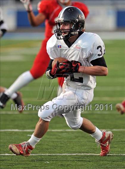 Thumbnail 3 in Freeport vs. Syosset photogallery.