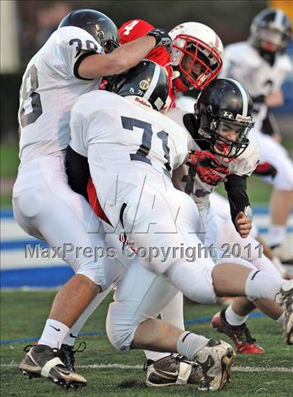 Thumbnail 2 in Freeport vs. Syosset photogallery.