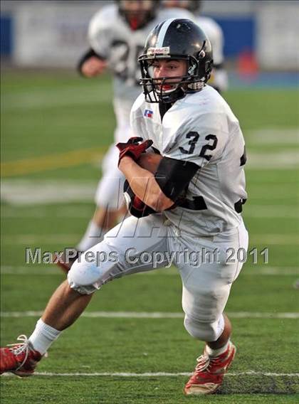 Thumbnail 2 in Freeport vs. Syosset photogallery.
