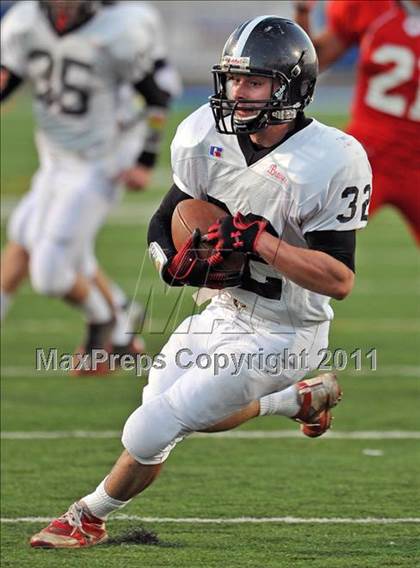 Thumbnail 1 in Freeport vs. Syosset photogallery.