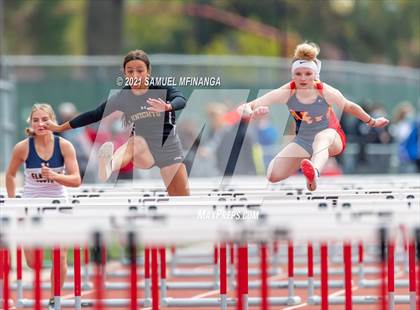 Thumbnail 3 in Harold Scott Invitational (100-Meter hurdles) photogallery.