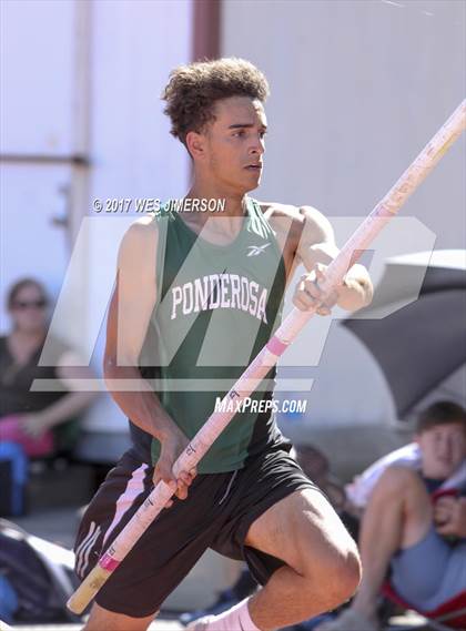 Thumbnail 3 in CIF Sac Joaquin Section Finals photogallery.