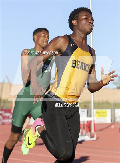 Thumbnail 1 in CIF Sac Joaquin Section Finals photogallery.
