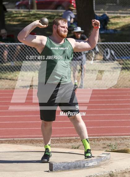 Thumbnail 2 in CIF Sac Joaquin Section Finals photogallery.