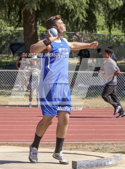 Thumbnail 3 in CIF Sac Joaquin Section Finals photogallery.