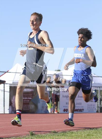 Thumbnail 3 in CIF Sac Joaquin Section Finals photogallery.