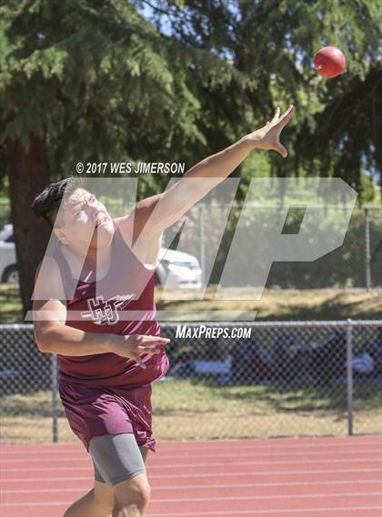Thumbnail 2 in CIF Sac Joaquin Section Finals photogallery.