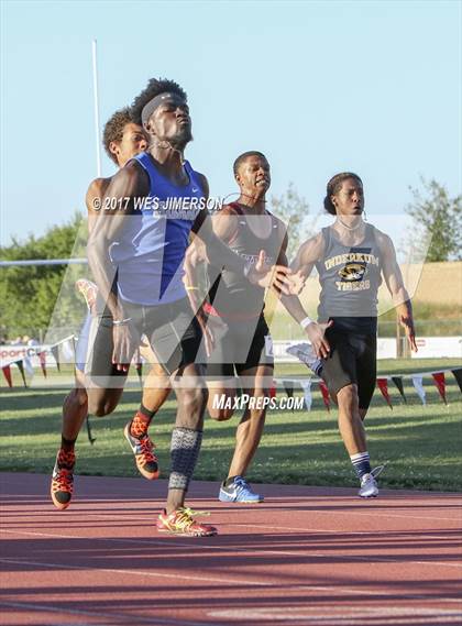 Thumbnail 2 in CIF Sac Joaquin Section Finals photogallery.