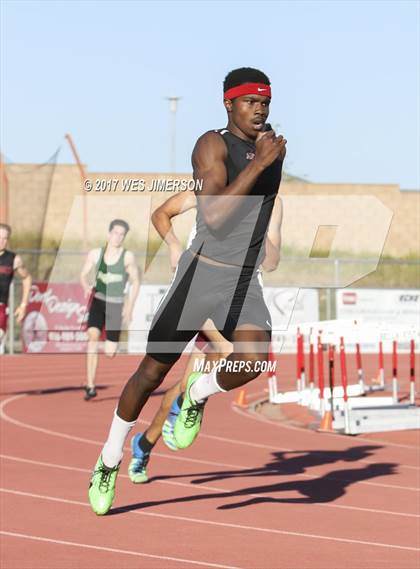 Thumbnail 2 in CIF Sac Joaquin Section Finals photogallery.