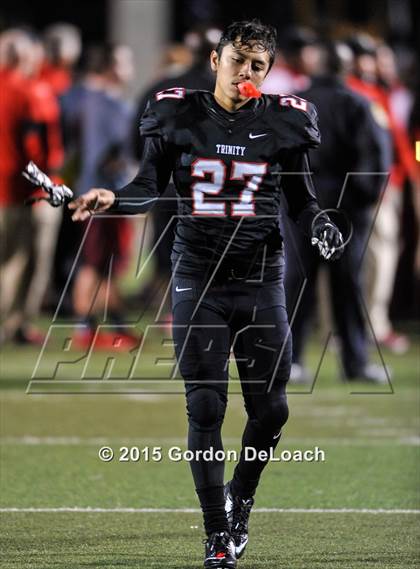 Thumbnail 3 in South Grand Prairie @ Trinity (UIL 6A Bi-District Playoff) photogallery.