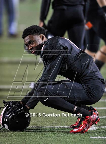 Thumbnail 3 in South Grand Prairie @ Trinity (UIL 6A Bi-District Playoff) photogallery.