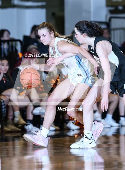Thumbnail 3 in Westlake vs Croton-Harmon (Section 1 Class B Semifinal) photogallery.