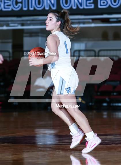 Thumbnail 1 in Westlake vs Croton-Harmon (Section 1 Class B Semifinal) photogallery.