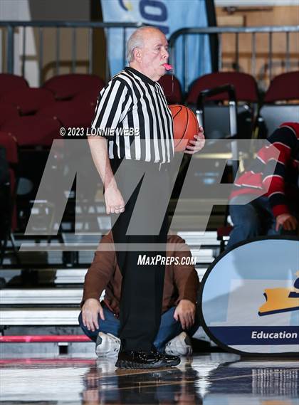 Thumbnail 3 in Westlake vs Croton-Harmon (Section 1 Class B Semifinal) photogallery.