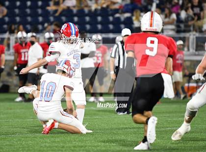 Thumbnail 2 in Charlotte Catholic vs. South Mecklenburg (Charlotte Kickoff Night) photogallery.