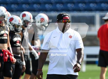 Thumbnail 1 in Charlotte Catholic vs. South Mecklenburg (Charlotte Kickoff Night) photogallery.