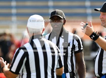 Thumbnail 2 in Charlotte Catholic vs. South Mecklenburg (Charlotte Kickoff Night) photogallery.