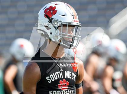 Thumbnail 3 in Charlotte Catholic vs. South Mecklenburg (Charlotte Kickoff Night) photogallery.