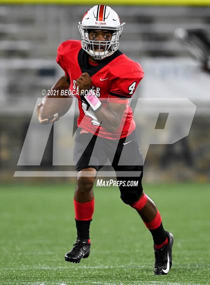 Thumbnail 3 in Charlotte Catholic vs. South Mecklenburg (Charlotte Kickoff Night) photogallery.