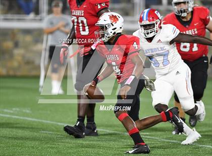 Thumbnail 1 in Charlotte Catholic vs. South Mecklenburg (Charlotte Kickoff Night) photogallery.
