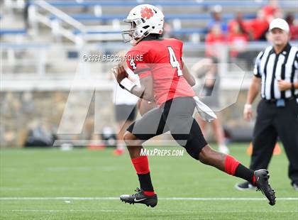 Thumbnail 3 in Charlotte Catholic vs. South Mecklenburg (Charlotte Kickoff Night) photogallery.