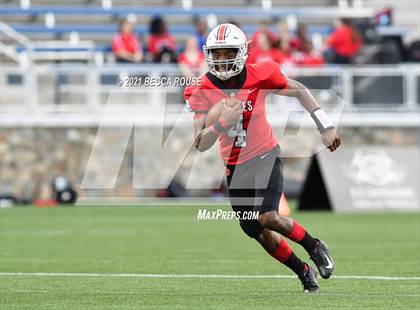 Thumbnail 1 in Charlotte Catholic vs. South Mecklenburg (Charlotte Kickoff Night) photogallery.