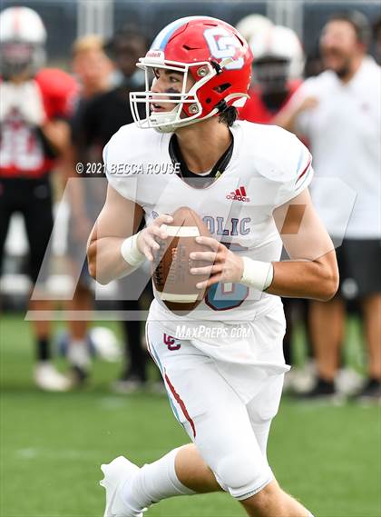 Thumbnail 2 in Charlotte Catholic vs. South Mecklenburg (Charlotte Kickoff Night) photogallery.
