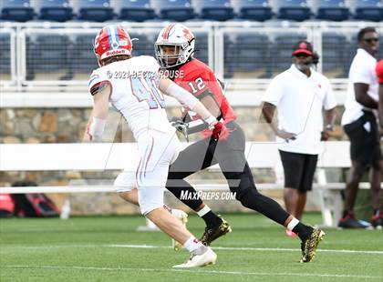 Thumbnail 1 in Charlotte Catholic vs. South Mecklenburg (Charlotte Kickoff Night) photogallery.