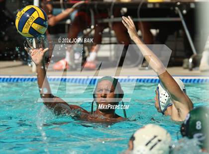 Thumbnail 3 in Mission San Jose vs Clayton Valley Charter (Labor Day Bash) photogallery.
