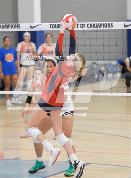 Thumbnail 1 in Cornerstone Christian vs. Timpview (Nike TOC Southwest) photogallery.